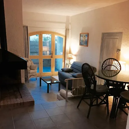 San Ciprianu Villa *